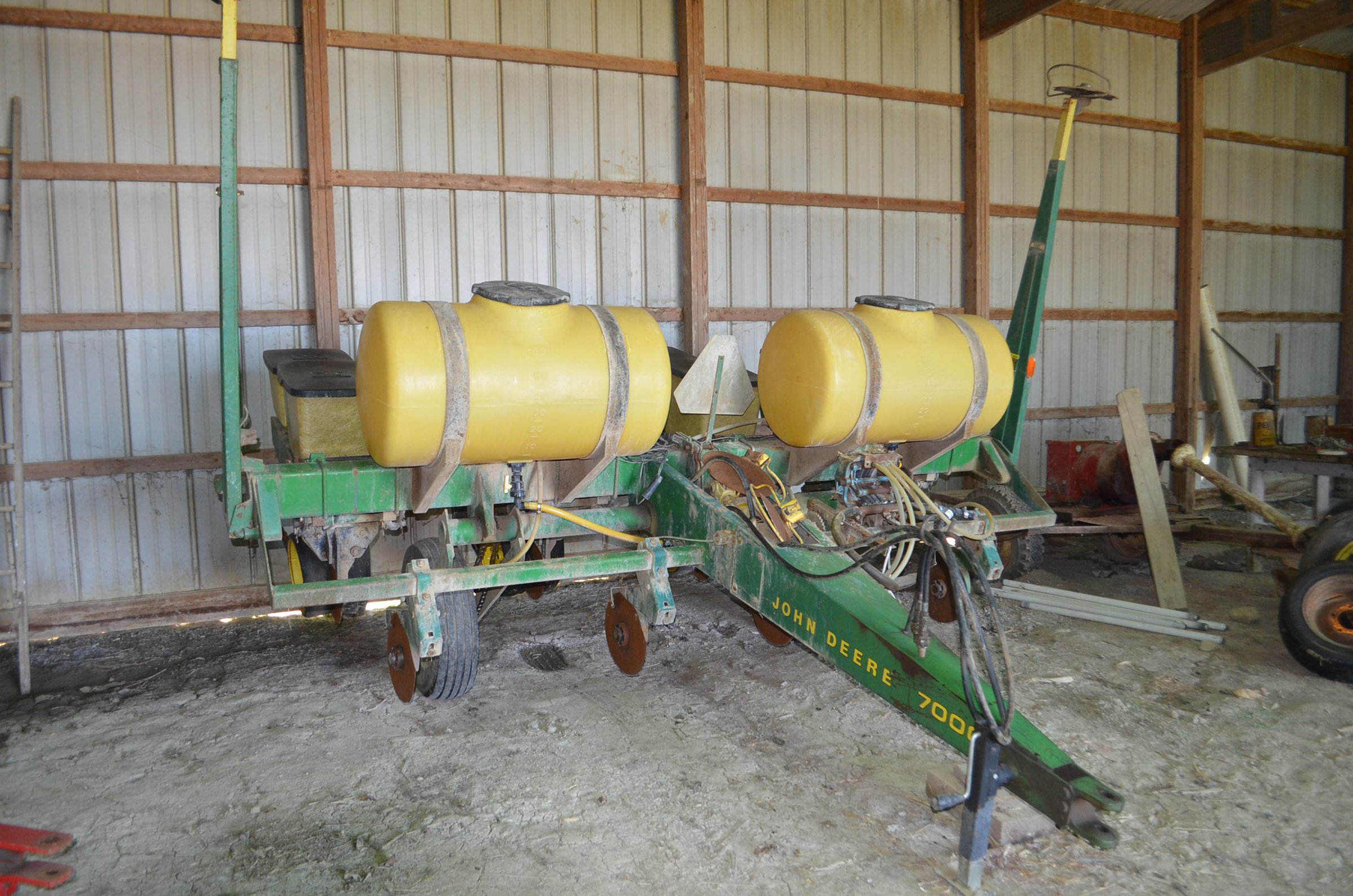 Property photo 25 - FARM EQUIPMENT AUCTION IN PAULDING COUNTY, OHIO